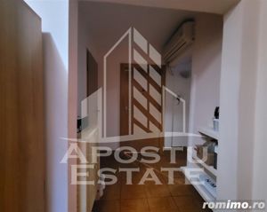 Apartament cu 3 camere, 2 bai, centrala proprie, zona Bucovina - imagine 3