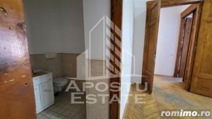 Apartament cu 4 camere, SAD, Piata Victoriei, 180 mp - imagine 6