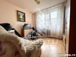 Apartament decomandat cu 3 camere, centrala proprie, zona Sagului - imagine 3