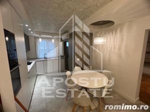 Apartament de LUX, cu 3 camere, semidecomandat, in zona Centrala - imagine 6