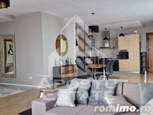 Apartament lux cu 4 camere si vedere spre Bega - imagine 2