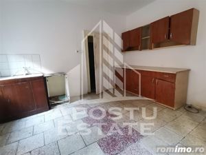 Casa individuala cu 5 apartamente, teren 726mp, Piata Traian - imagine 8