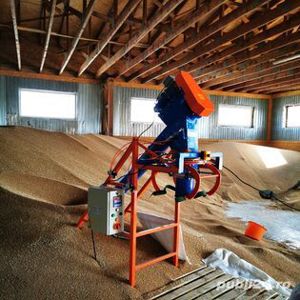 Instalatie pentru DOZARE si INSACUIT cu incarcare pe snec - imagine 2