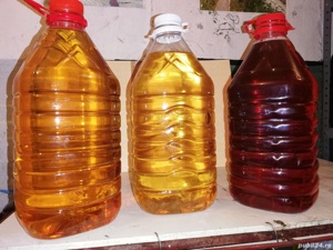 Vin nobil alb și roze