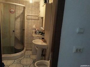 inchiriez o camera intr-un apartament - imagine 3