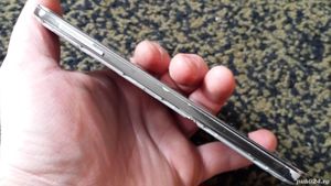 Samsung Galaxy S4 GT-I9505 Black Edition - imagine 4