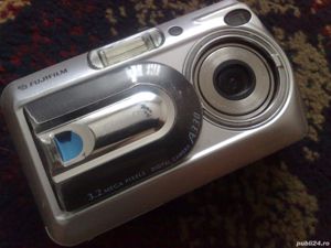 Fuji FinePix A330 Digital Camera.