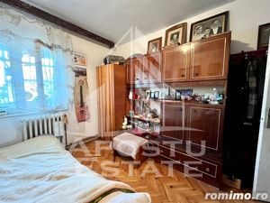 Apartament cu 4 camere, centrala proprie, zona Aradului - imagine 5