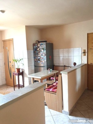 Vand apartament cu 2 camere,zona Kiriac - imagine 6