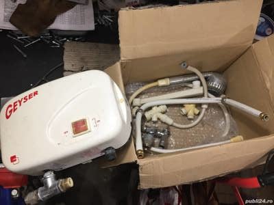 Vand instant electric apa calda tip GEYZER