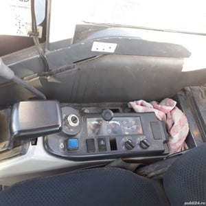 Miniexcavator Kobelco SK30SR 6 2016 Clima - imagine 5