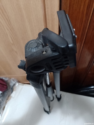 Trepied universal foto video 