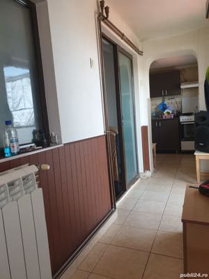 Închiriez apartament  - imagine 2