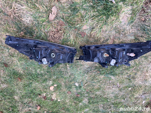 Pereche faruri Toyota Hilux  - imagine 7