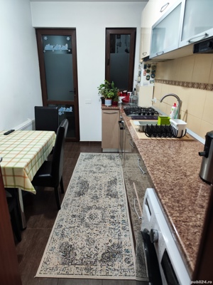 Vând apartament cu 3 camere  - imagine 2