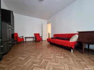 Proprietar inchiriez apartament cu 2 camere cu centrala, confort 1, decomandat, zona Soarelui parter - imagine 2