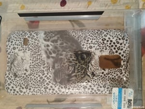 Husa si incarcator telefon 