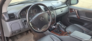 Mercedes ML 4X4, motor 2.3 benzina- 2400 euro - imagine 5
