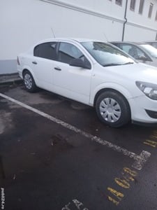 Vând Opel Astra H