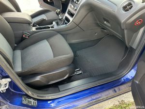 Ford Mondeo 1.6 SCTi EcoBoost Titanium 2014 160cp cu fiscal si tva deductibil - imagine 9 Ford Mondeo 1.6 SCTi EcoBoost Titanium 2014 160cp cu fiscal si tva deductibil - imagine 9