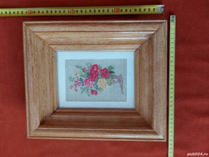 Goblen vechi, cu rama din lemn lacuita si geam din sticla - 3 - imagine 4