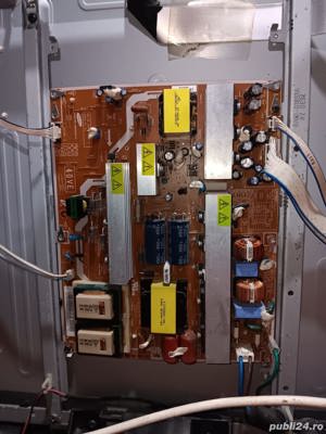 sursa ip-211135a de pe tv Samsung le40a557p2f