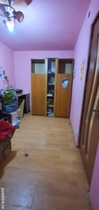 vând apartament Petroșani 