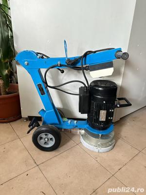 de inchiriat masina de slefuit beton - imagine 9