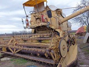 Vând combina new holland - imagine 3