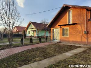 Casa moderna, recent renovata, situata in Lipanesti - imagine 10