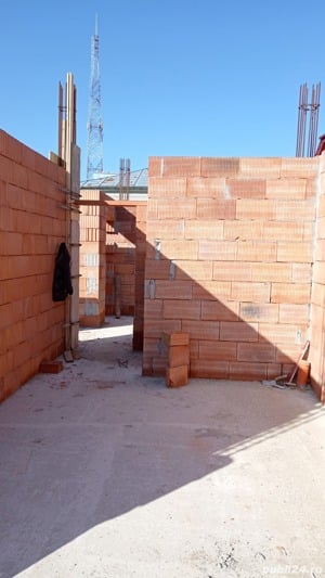 Meseriași  în constructii - imagine 2