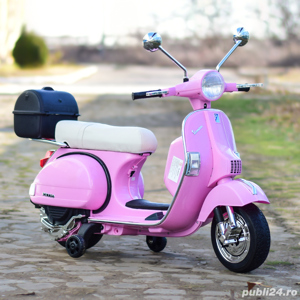 Scuter electric Piaggio Vespa PX150 cu roti moi si scaun tapitat, Pink - imagine 7