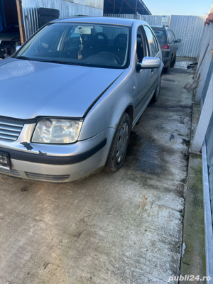 dezmembrez vw bora 1.6 16v capota bara faruri trager usi cutie motor alternator caseta directie - imagine 3