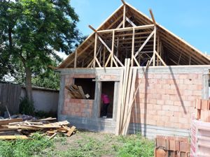 Constructii case si amenajari interioare si exterioare