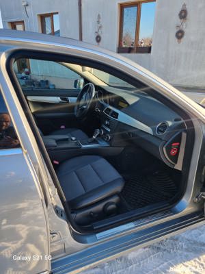 vand mercedes C250  - imagine 3