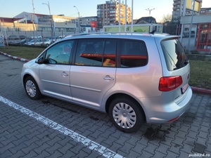 VW Touran 1.6 Diesel Highline 7 locuri Model 2011  - imagine 5
