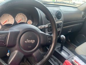 Jeep Cherokee  - imagine 5