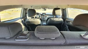 Vanzare Mercedes-Benz 200d 2ndHand  - imagine 4 Vanzare Mercedes-Benz 200d 2ndHand  - imagine 4