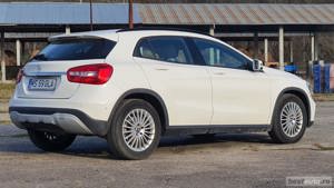 Vanzare Mercedes-Benz 200d 2ndHand  - imagine 7 Vanzare Mercedes-Benz 200d 2ndHand  - imagine 7