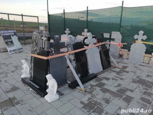 Monumente cruci și Lucrări Funerare