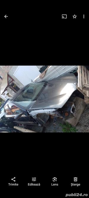 Dezmembrez 3 auto - imagine 5