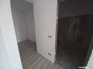 Apartament 3 camere. Decomandat. Bucatarie separata. Etaj 1.2 Bai. Dressing. - imagine 9