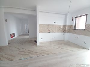 Apartament 3 camere. Decomandat. Bucatarie separata. Etaj 1.2 Bai. Dressing. - imagine 3