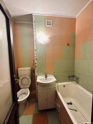 Apartament 2 camere, zona Vivo - imagine 6