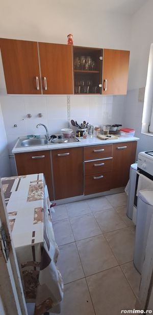 Vand apartament 1 camera - imagine 2