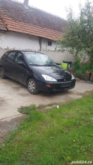 dezmembrez Ford focus 1
