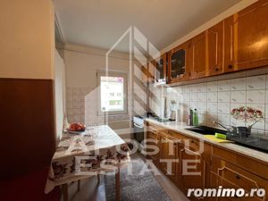 Apartament cu 2 camere,  centrala proprie, situat in zona Dambovita