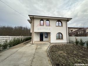 Casa/Vilă cu spatele la padure Vanatori - imagine 4