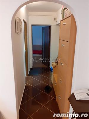 RESITA, CHIRIE, 3 CAM., MOBILAT + UTILAT MODERN, MOROASA - imagine 14