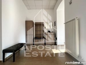 Apartament cu 4 camere 180mp loc de parcare zona centrala - imagine 12